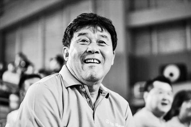 开云登录入口-迟尚斌生涯:曾是铁血队长 缔造大连足球黄金时代